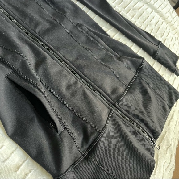 Lululemon Daily Practice Dress Hooded Jacket, Black, Size 4, EUC - Picture 5 of 11